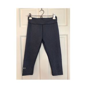 Cropped Under Armour leggings - purple stripes